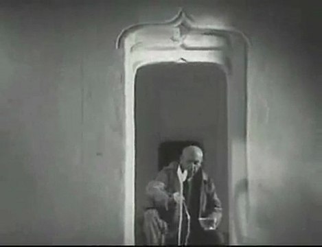 Picasso au travail dans son atelier - 1949 Vallauris, France