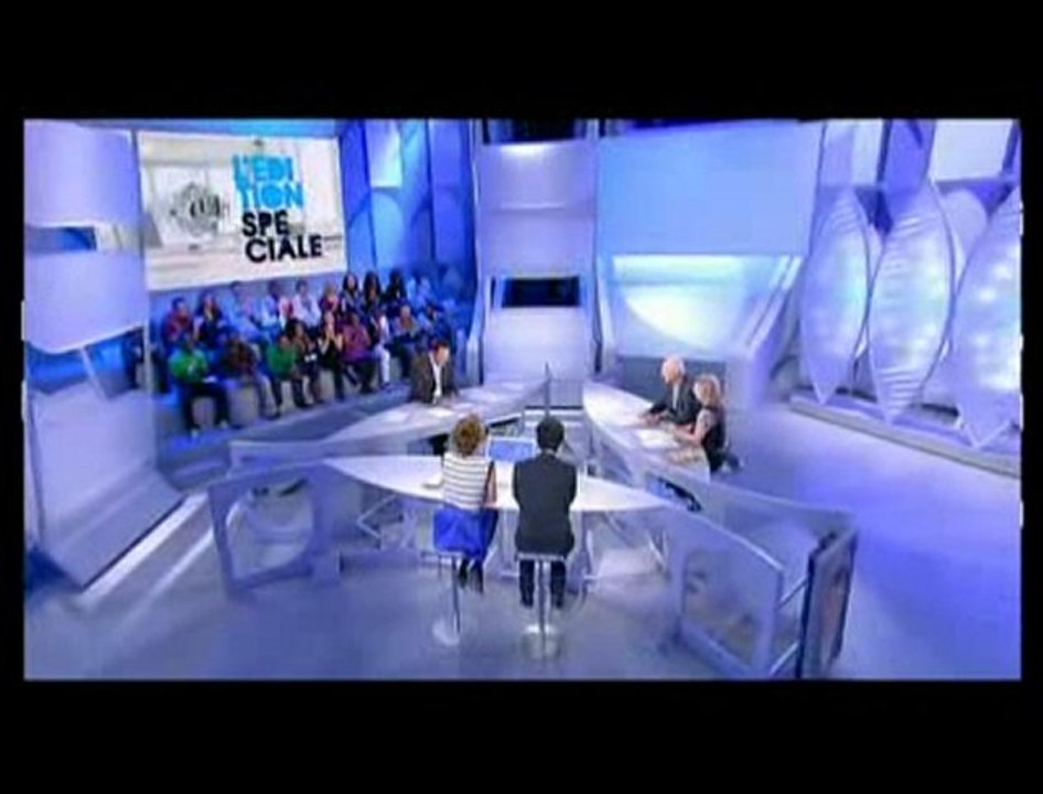 Bruce Toussaint critique le journal de 13h de TF1