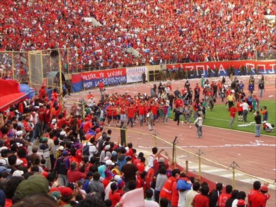 Ultras fans: Bolivia VS Peru