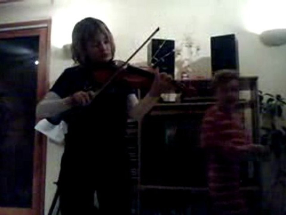 La Pounette toujours au violon