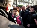 Interview d'Arlette Laguiller dans le cortège parisien jeu