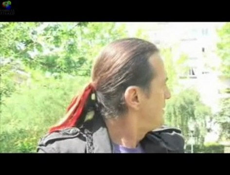 Francis Lalanne et les européennes : 'Aboyons, aboyons!'