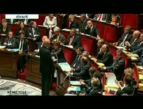 Brice Hortefeux contre-attaque à l'Assemblée