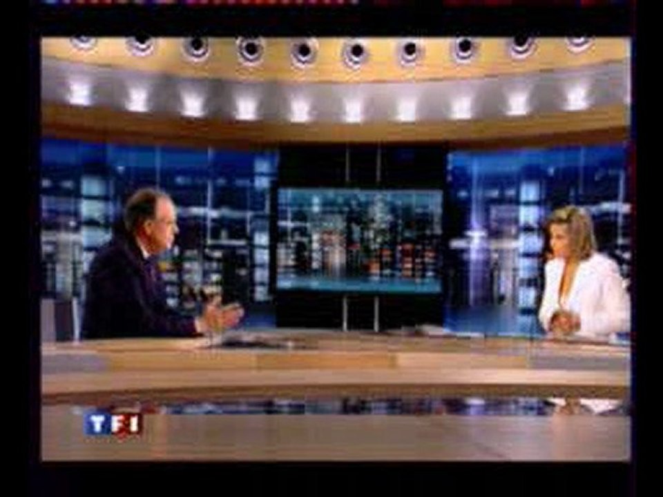 Polémique: Frédéric Mitterrand s'explique sur TF1 (08-10-0