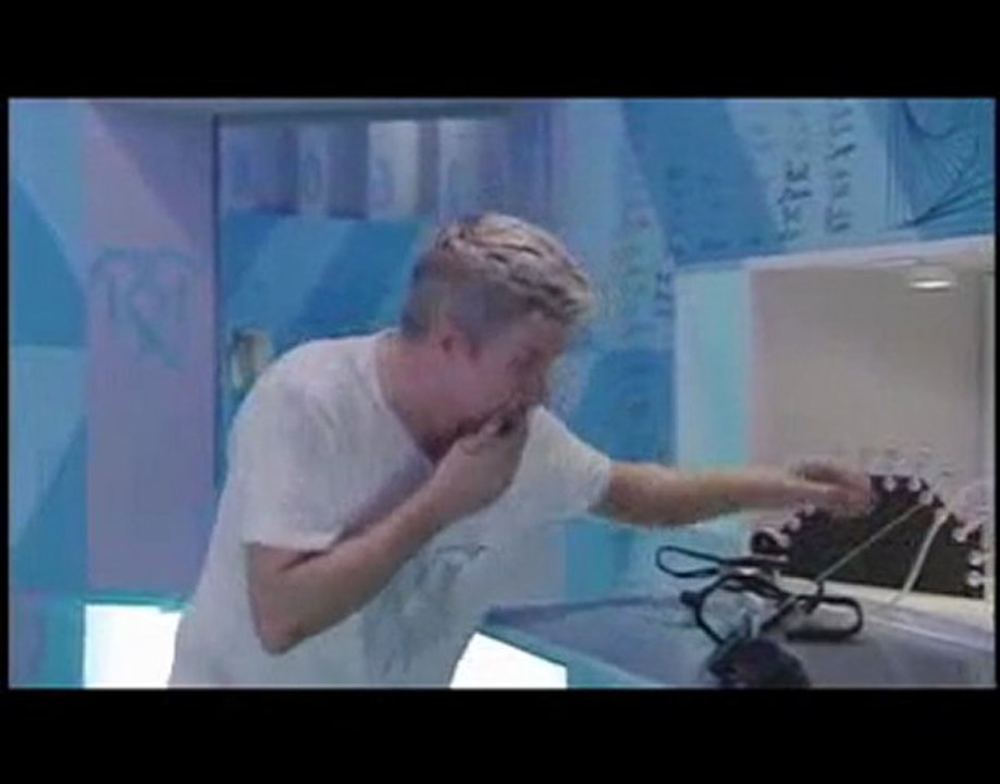 Téléréalité: des expériences sur des candidats isolés