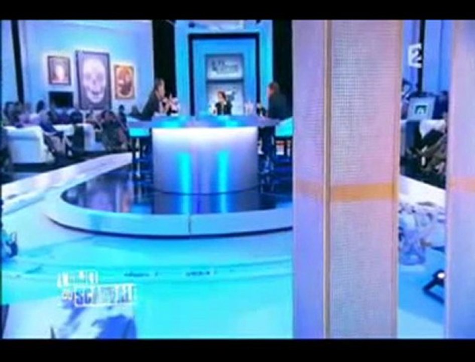 11 septembre: Bigard et Kassovitz s'emportent chez Durand