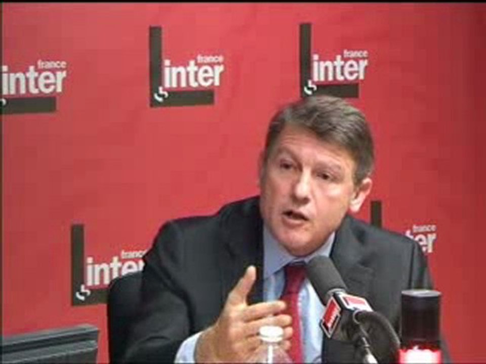 Duel Peillon-Royal: Vincent Peillon tente de calmer le jeu