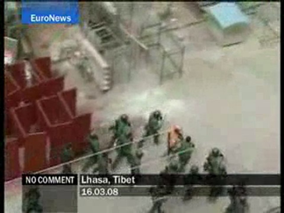 Les autorités chinoises bouclent Lhasa au Tibet