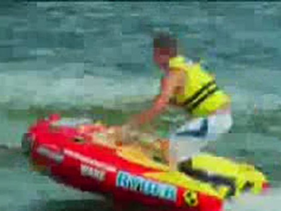 Bouée tractée Sportsstuff Wake Ryder - Nautigames