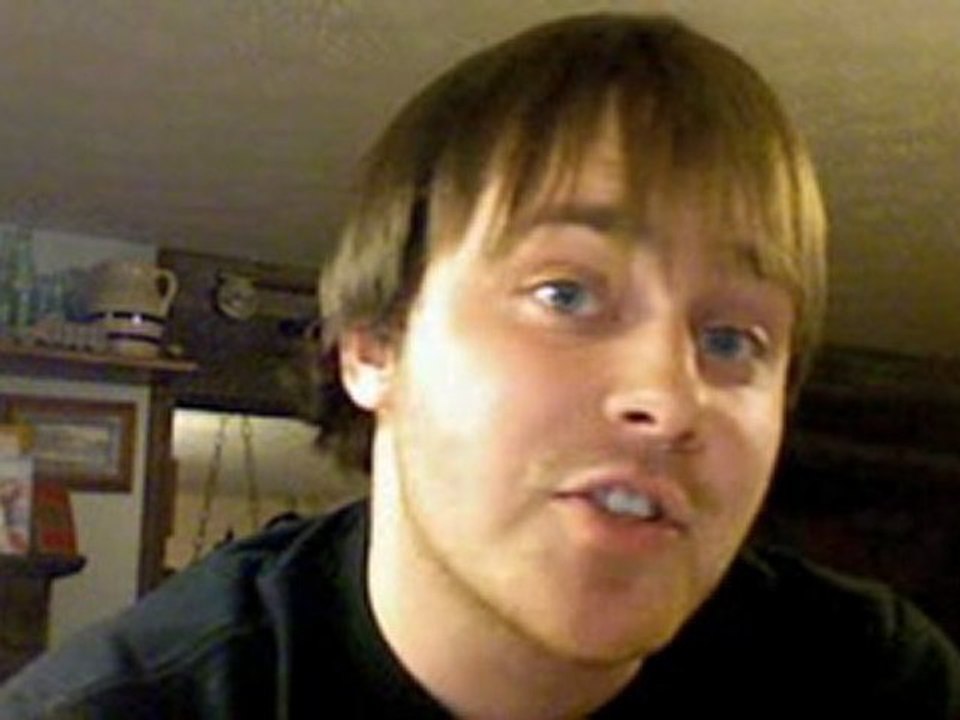 Merry Christmas and Happy Holidays from College Buzz!