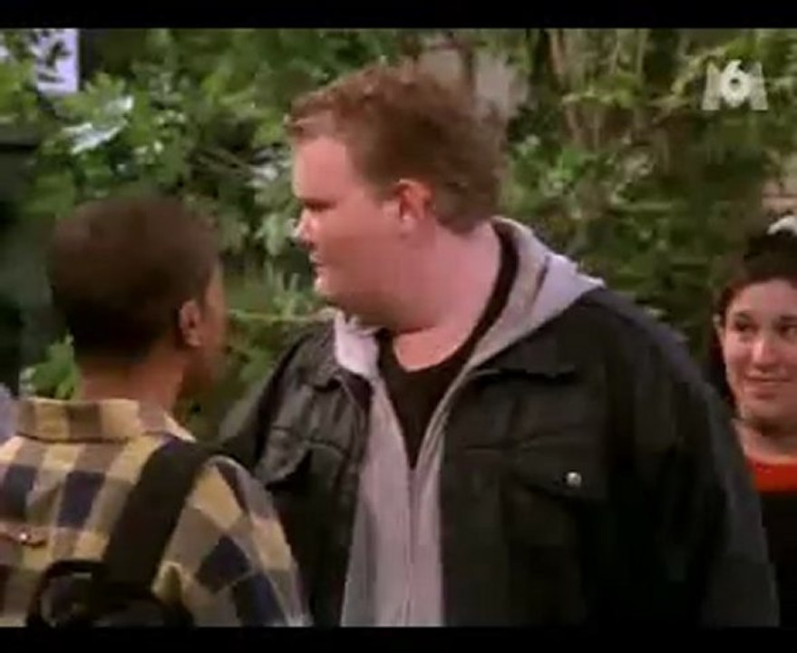 Ma Famille d.abord saison 1 ep 7 Jeux De Main,Jeux De Vilain