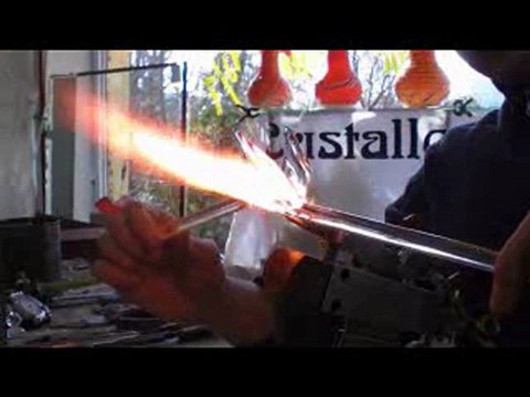 fabrication d'un cygne (filage de verre)