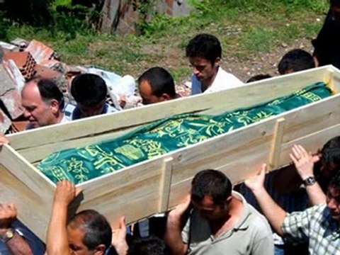 KAZANCILI KÖYLÜ ERDAL ÇALIŞKAN ANISINA