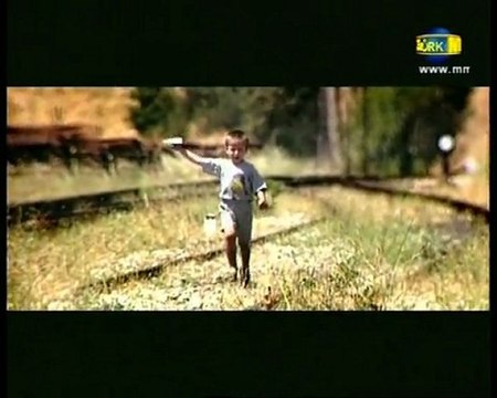 Özhan Eren - Kara Tren ( Yeni Klip 2010 )