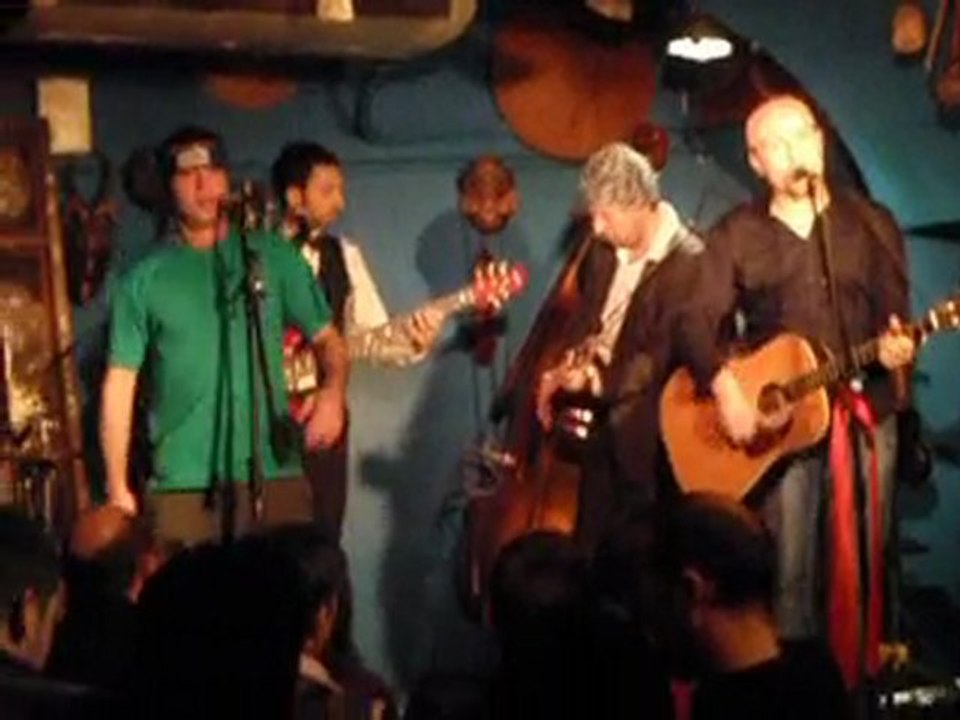 Parce qu'on est jeune , Oldelaf sans Monsieur D , à la Pénic