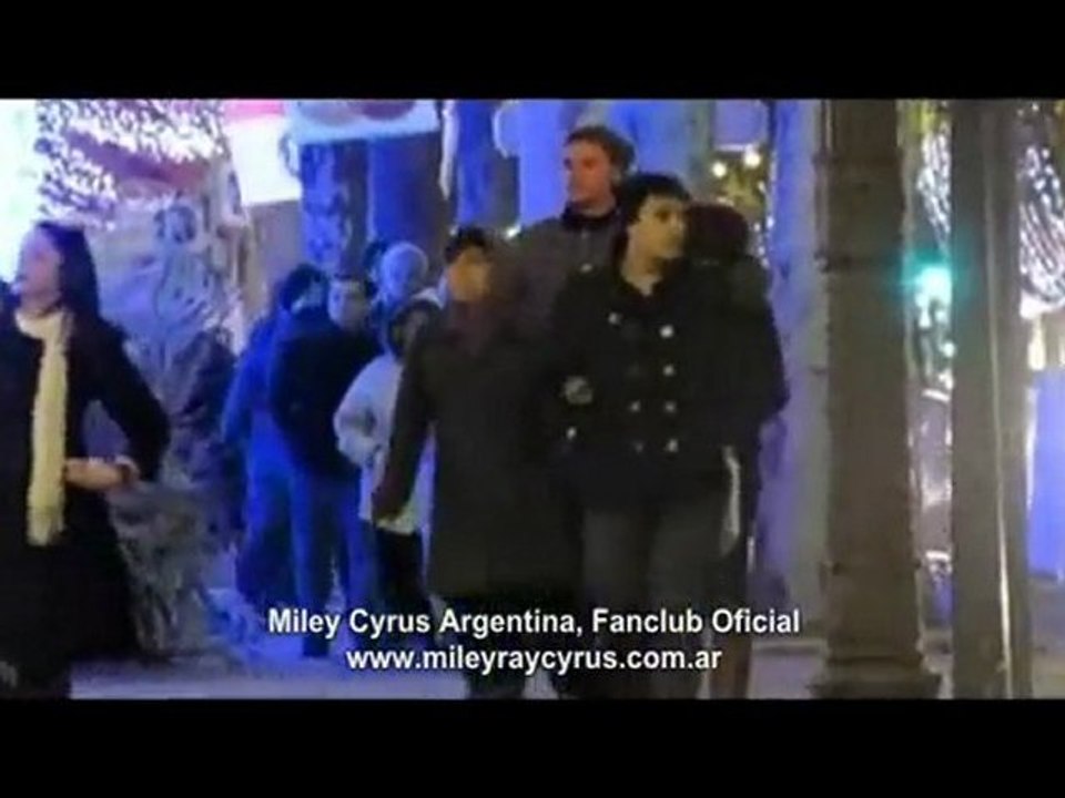 Miley & Liam Walking around Paris