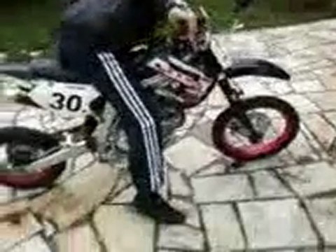 dirt bike 200cc