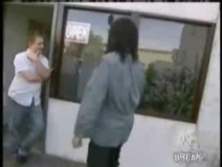 au travers vitre Criss Angel