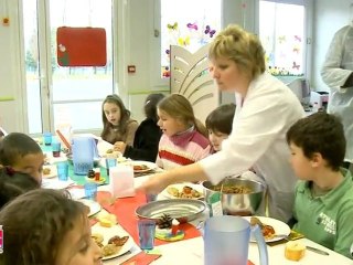 Repas de fête à l’école Jules Verne