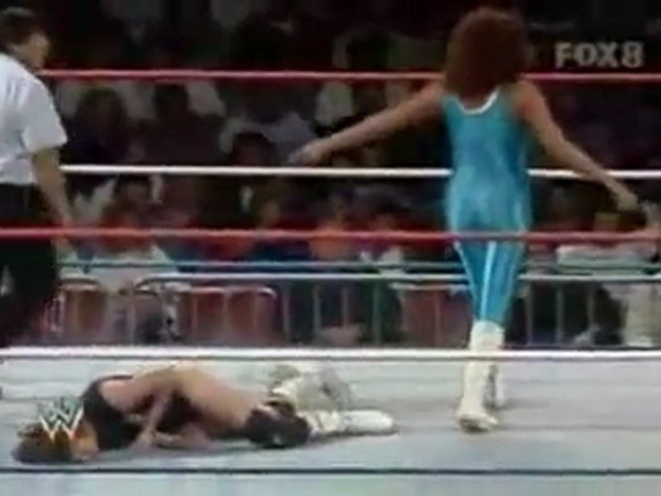 WWF Sherri vs Rockin Robin (3)