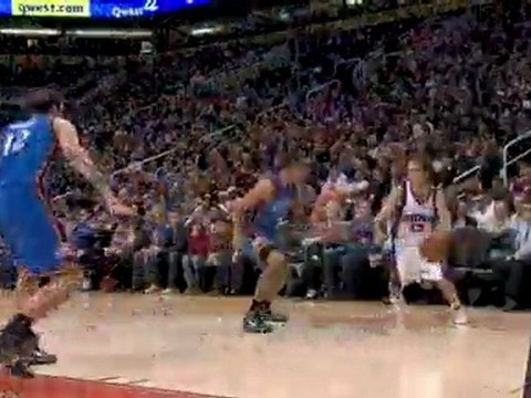 NBA Amar'e Stoudemire gets up to throw down a one-handed jam