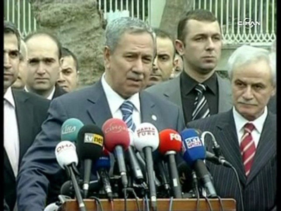 Bülent Arınç muhalefete sert çıktı