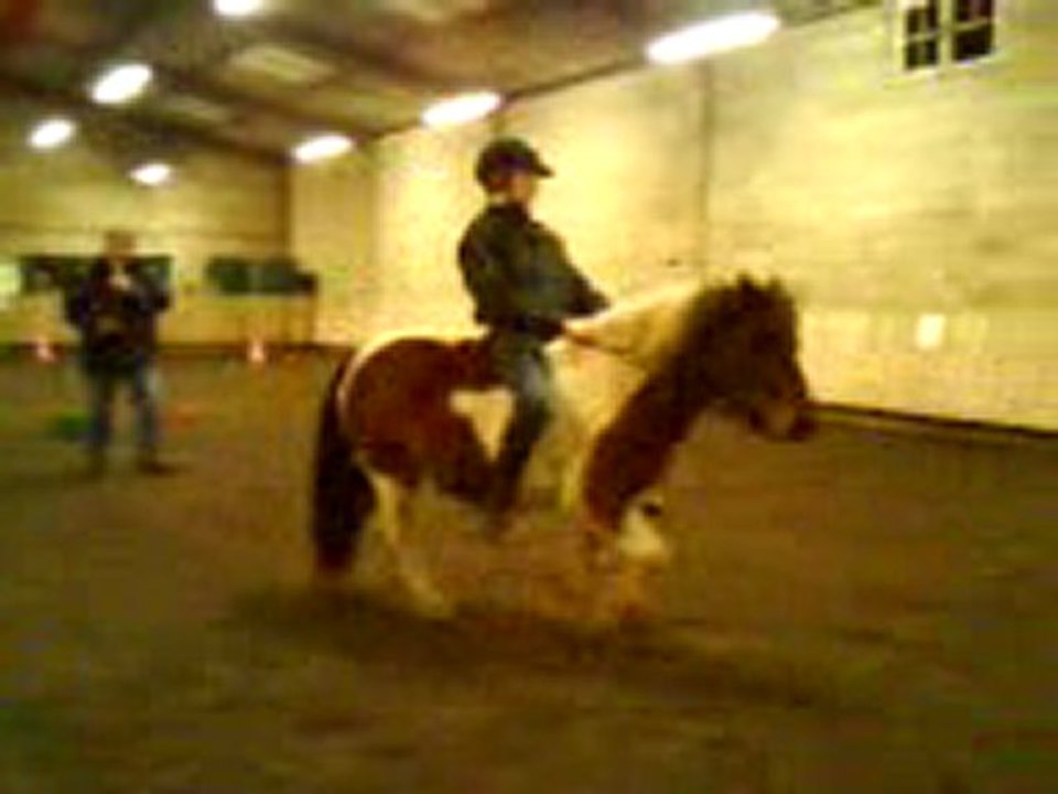 bobo qui tombe de géronimo