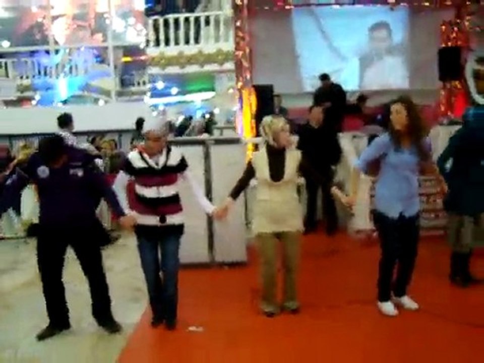 TEVEKLi METIN & HAZEL DUGUN TORENLERI