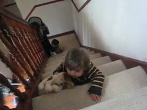 la descente des escaliers.