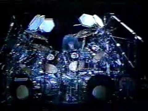 KISS - ERIC CARR Drum Solo