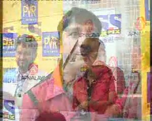 Special Slumdog Screening for Slum Kids