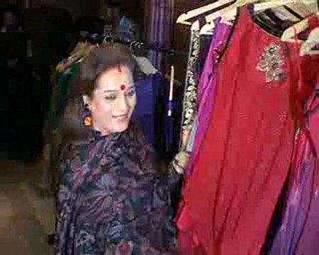 Sonakshi Sinha to walk the ramp!