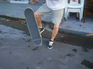 Bon coup dans le genoux !