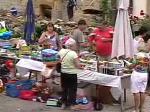 MONTIGNY : RENDEV-VOUS AU VIDE GRENIERS