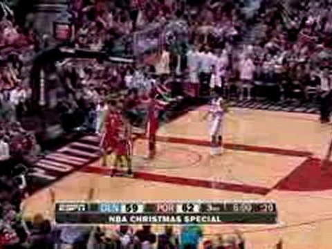 NBA Martell Webster throws back the Anthony Carter layup att