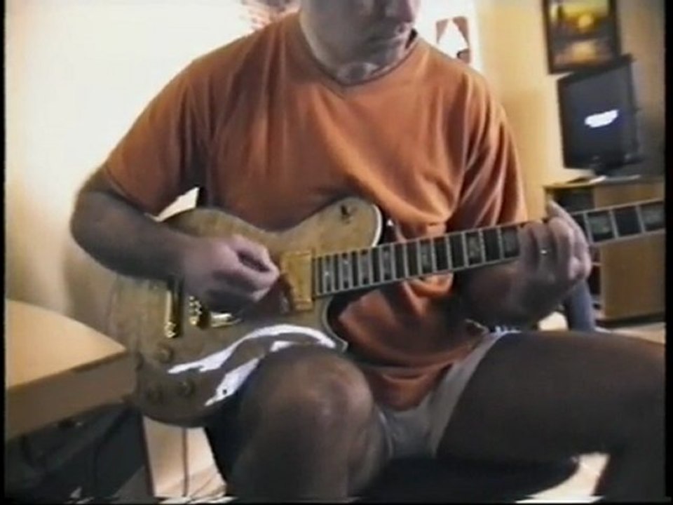 Guitare Papa Noel (amateur)