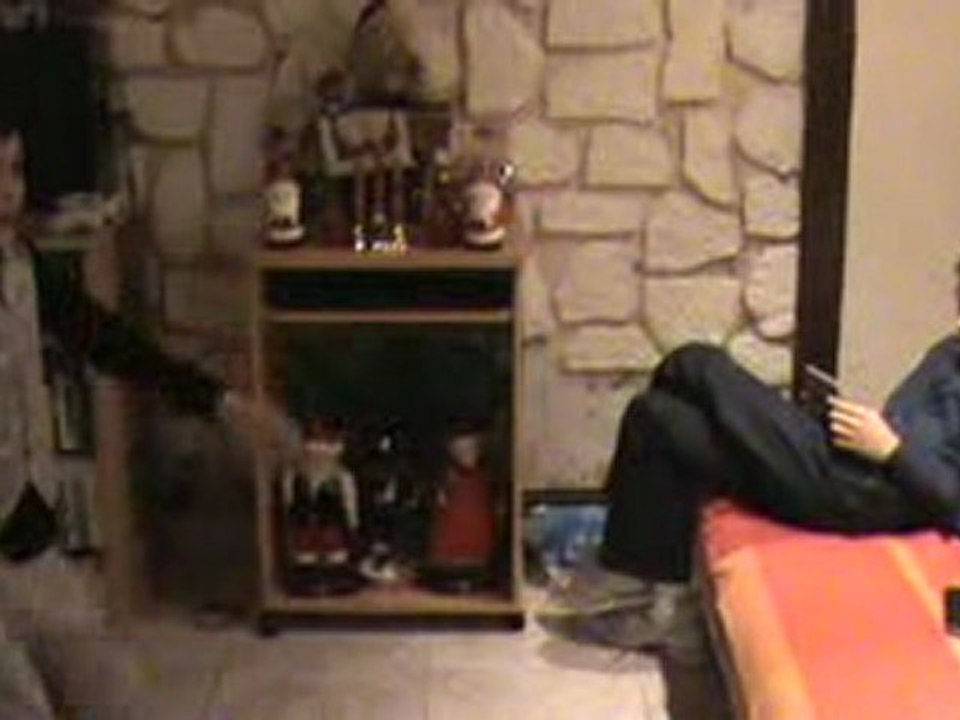 Dylan danse avec le père et la mère Noel