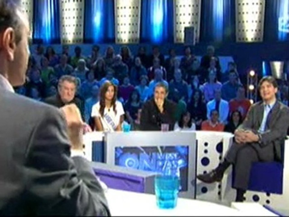 Zemmour face à Arnaud MONTEBOURG - Partie 1/2