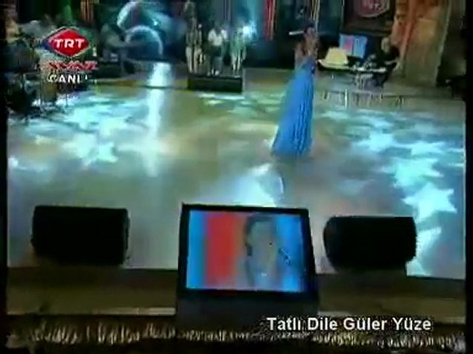 Sevcan Orhan  Kırmızı Buğday