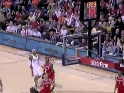 NBA Mo Williams scores 20 points, six rebounds and five assi