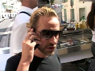 Fred Testot dans LE SIFFLEUR : Tobey McGuire (9/14)