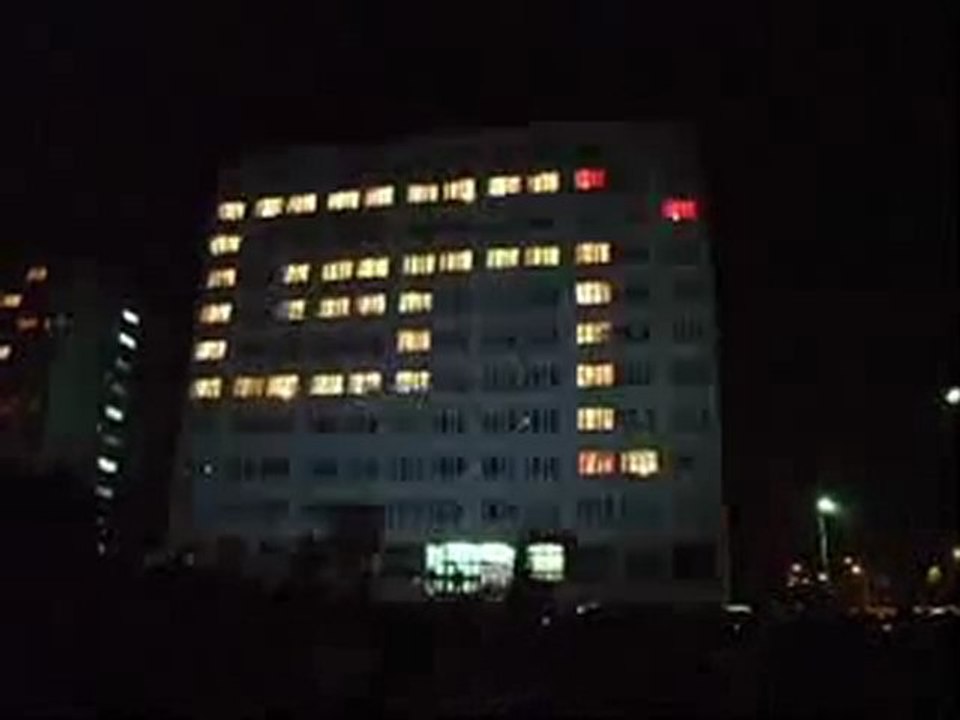 Jouer à snake sur un bâtiment !