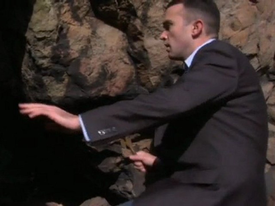 Clip from H.P. Lovecraft's The Silver Key (2009)