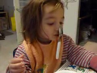 2009-11-28 Alice&LaCuillereSurLeNez