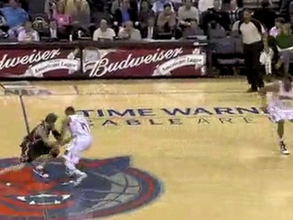 NBA D.J. Augustin strips the ball from Luke Ridnour and Derr