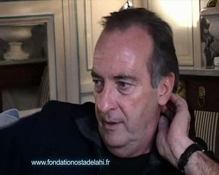 La Fondation Ostad Elahi interviewe l'humoriste Yves Lecoq