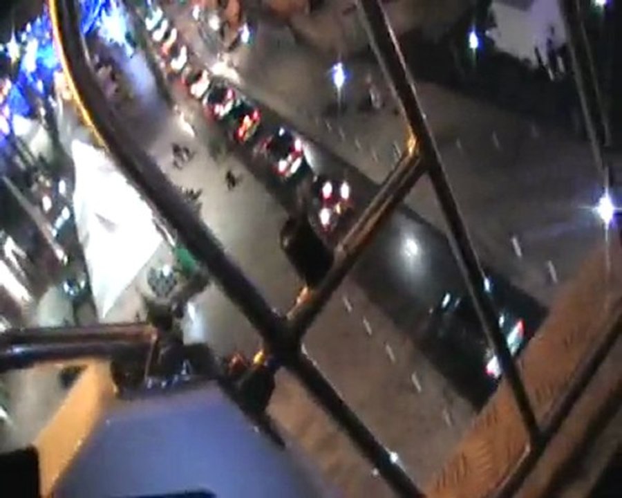 MARCHE DE NOEL 3   LA GRANDE ROUE MONTAUBAN 24.12.09