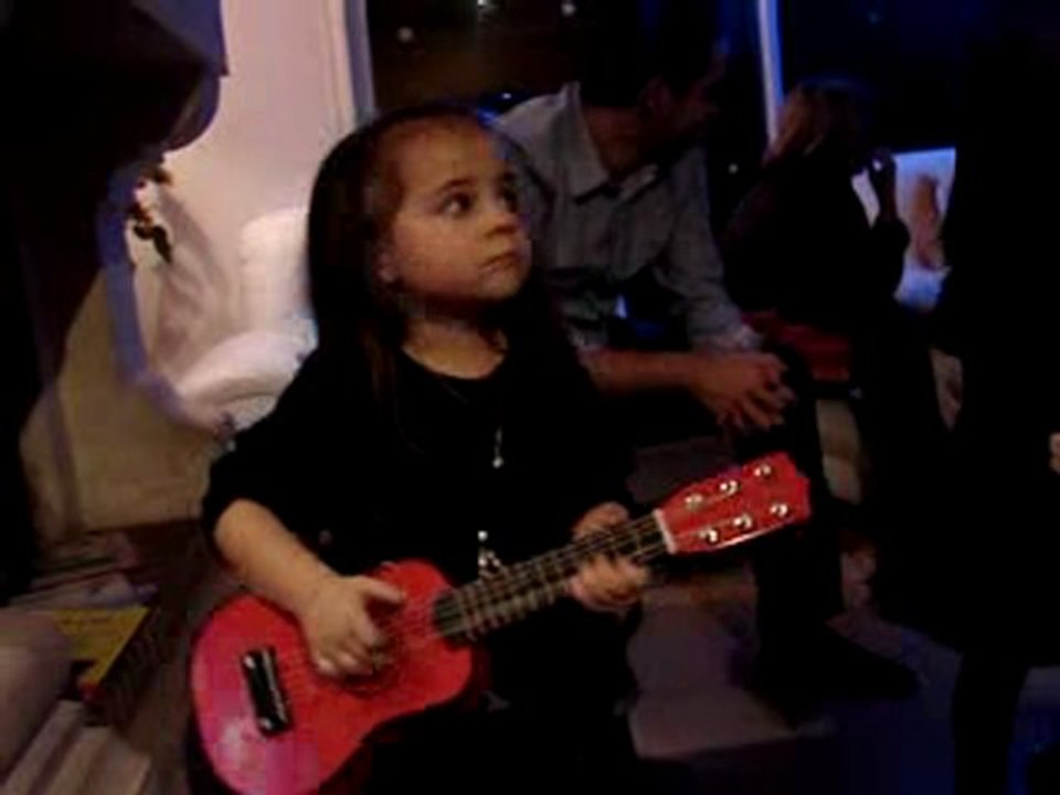 LUCIE GUITARE