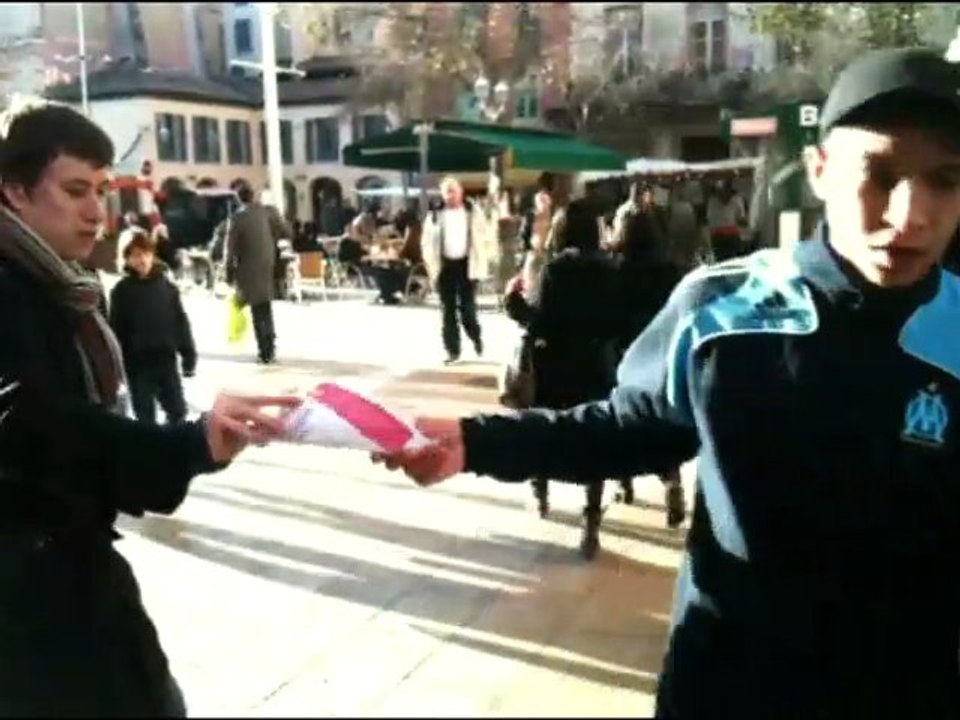 Tractage des Jeunes Socialistes de Toulon 291209