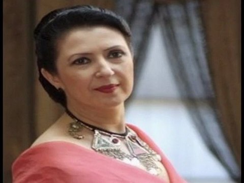 Melihat Gülses ♫ Acaba şen misin kederin var mı